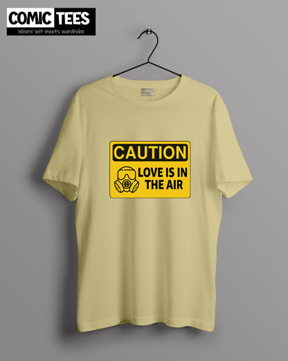 Caution Love is in the air Oversize T-Shirt