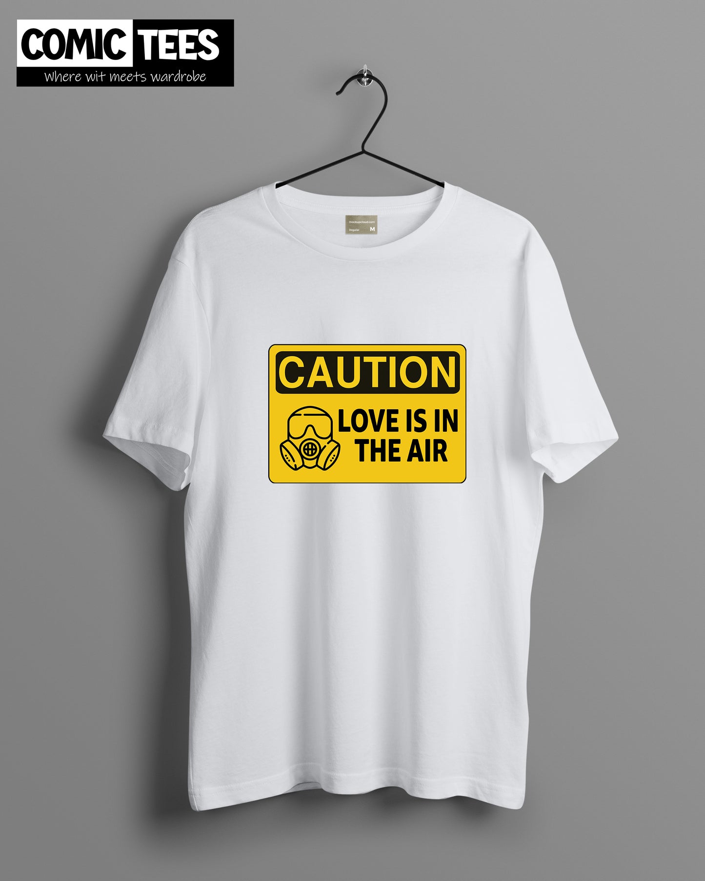 Caution Love is in the air Oversize T-Shirt