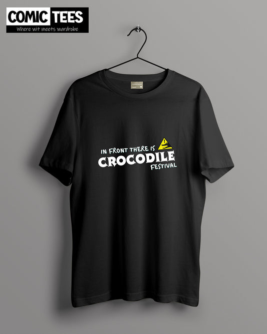 Infront there is a Crocodile festival Oversize T-Shirt